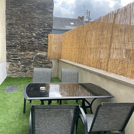 Апартаменты Beautiful Angevin *